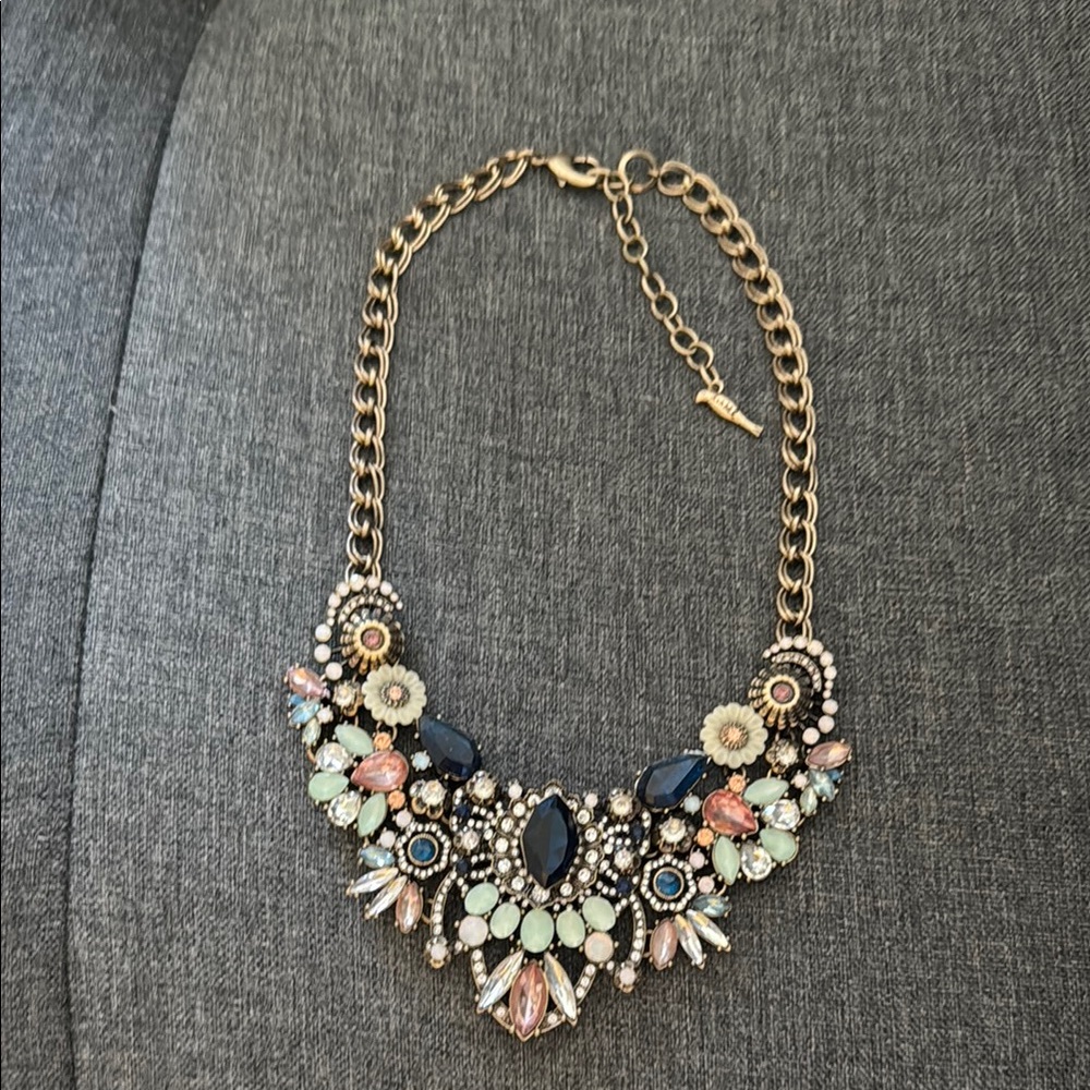 Elegant Gold And Multicolor Statement Necklace - image 1